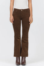 Load image into Gallery viewer, Florence Boot Cut Mid Rise Jeans - Cappucino
