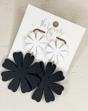 Load image into Gallery viewer, Double Daisy Dangle Earring
