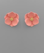 Load image into Gallery viewer, Manda Flower Stud Earrings
