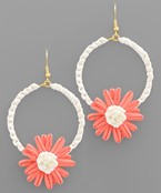 Load image into Gallery viewer, Raffia Flower Circle Earrings
