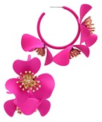 Load image into Gallery viewer, Color Coated Flower Hoops
