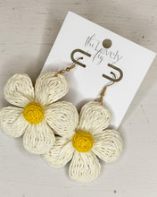 Load image into Gallery viewer, Wrapped Raffia Flower Earrings
