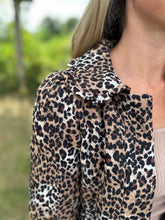 Load image into Gallery viewer, Cheetah Print Quilted Jacket
