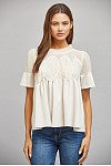 Load image into Gallery viewer, Ivory Lace Applique Detail Flowy Top
