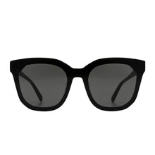 Load image into Gallery viewer, DIFF- Gia Black Grey Sunglasses

