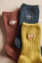 Load image into Gallery viewer, FP Holiday Heritage Sock Pack
