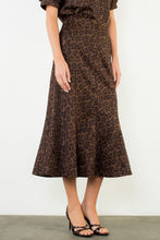 Load image into Gallery viewer, Long Animal Print Skirt
