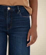 Load image into Gallery viewer, KUT Meg High Rise Wide Leg Raw Hem - Innoxious
