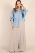 Load image into Gallery viewer, Tencel 3/4 Puff Sleeve Button Up Shirt

