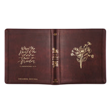 Load image into Gallery viewer, Hosanna Revival ESV Journaling Bible: Yorkshire Theme
