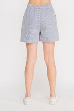 Load image into Gallery viewer, Contrast Front Tie Striped Twill Shorts
