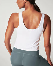 Load image into Gallery viewer, SPANX The Get Moving Fitted Tank
