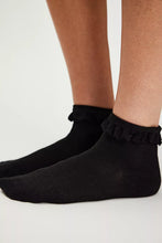 Load image into Gallery viewer, FP Beloved Waffle Knit Ankle Socks
