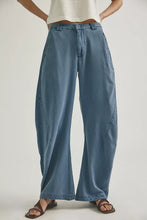 Load image into Gallery viewer, FP Spotlight Washed Chino Trouser
