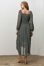 Load image into Gallery viewer, Floral Print Smocked Bodice Midi Dress
