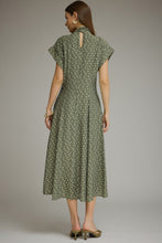 Load image into Gallery viewer, Polka Dot Short Sleeve Midi Dress
