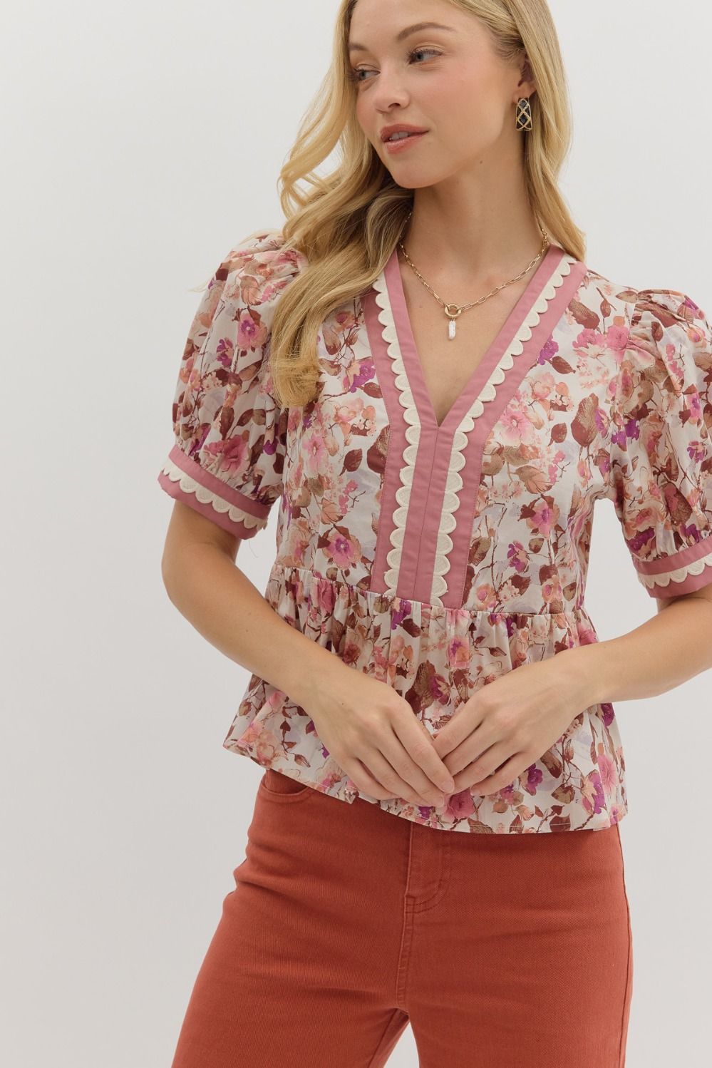 Ecru Scallop Trim V Neck Top