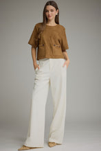 Load image into Gallery viewer, Solid Short Sleeve Top With Patch Front Pockers

