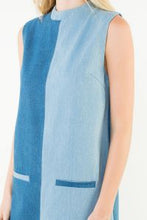 Load image into Gallery viewer, Sleveeless Colorblocked Denim Dress
