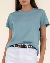 Load image into Gallery viewer, KUT Remington Scoop Neck
