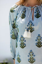 Load image into Gallery viewer, Blue Striped Flower Print Top
