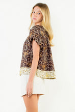 Load image into Gallery viewer, Puff Sleeve Botanical Print Top
