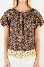Load image into Gallery viewer, Puff Sleeve Botanical Print Top
