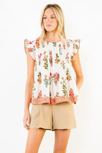 Load image into Gallery viewer, Flutter Sleeve Floral Pattern Top
