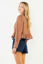 Load image into Gallery viewer, Long Sleeve Floral Pattern Button Down
