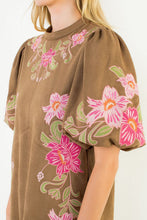 Load image into Gallery viewer, Suede Floral Embroidery Dress
