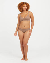 Load image into Gallery viewer, SPANX Bra-llelujah!® Lightly Lined Bralette
