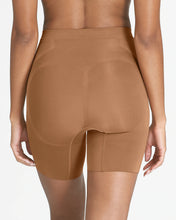 Load image into Gallery viewer, SPANX Oncore Mid Thigh
