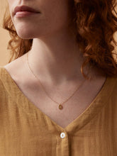 Load image into Gallery viewer, Dainty Oval Necklace - ABLE
