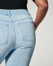 Load image into Gallery viewer, SPANX Flare Jeans - Retro Light Wash
