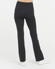 Load image into Gallery viewer, SPANX Booty Boost Flare Yoga Pants
