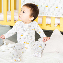 Load image into Gallery viewer, New Kid on the Block Magnetic Footie
